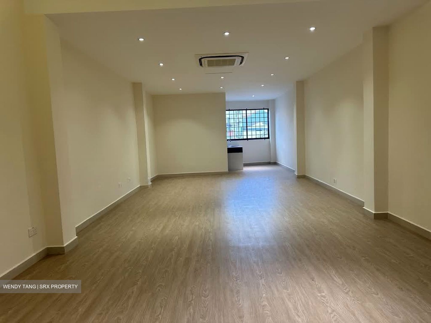 Joo Chiat Road (D15), Retail #563468291